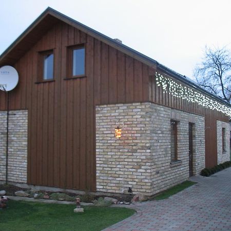 Pulkvedis Guest House Ventspils Eksteriør billede