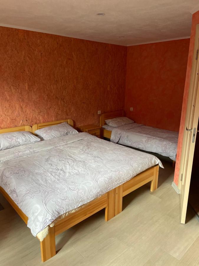 Pulkvedis Guest House Ventspils Eksteriør billede