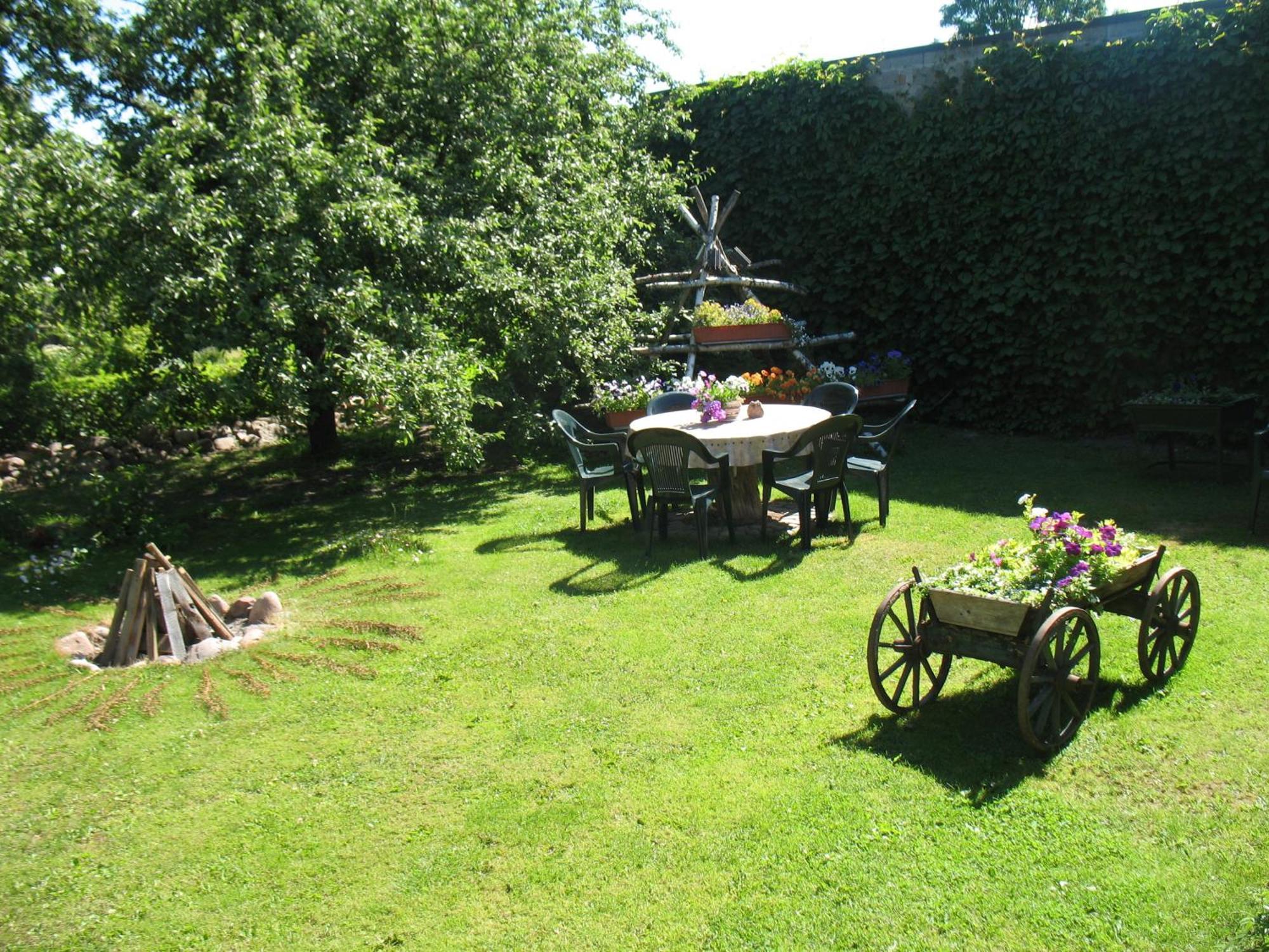 Pulkvedis Guest House Ventspils Eksteriør billede